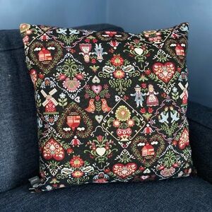 Pair of Scandinavian Design Pillows